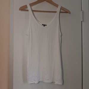 Theory Scoop-Neck Tank Top White with Slit on Left Side S